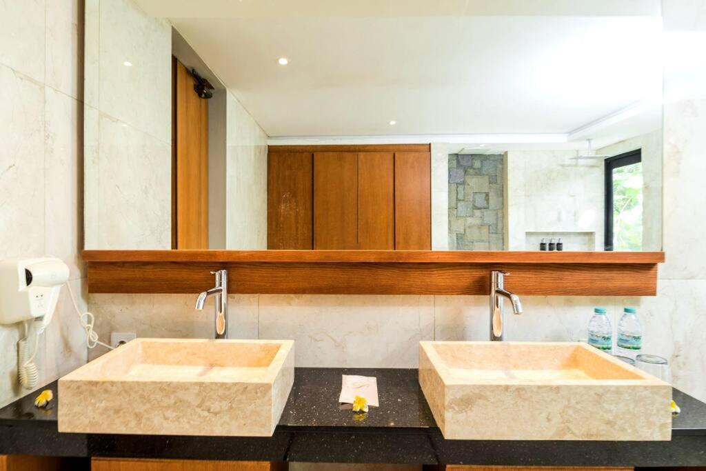 Lugano Sunset Private Pool 3 Bedroom #iq19 Villa