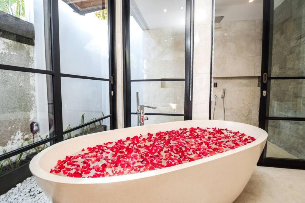 Villa Lugano Sunset Private Pool 3 Bedroom #iq19